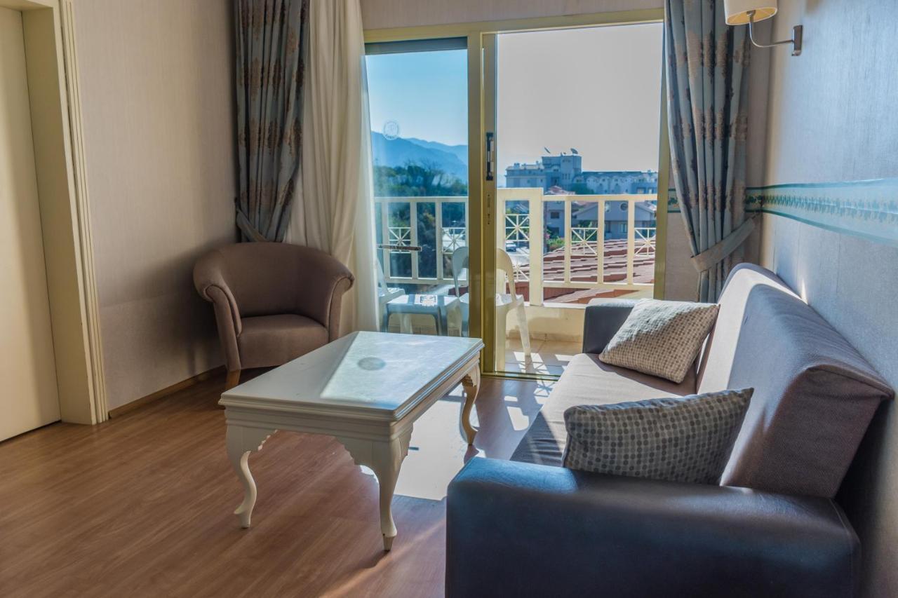 Grand Hotel Faros Marmaris Kültér fotó