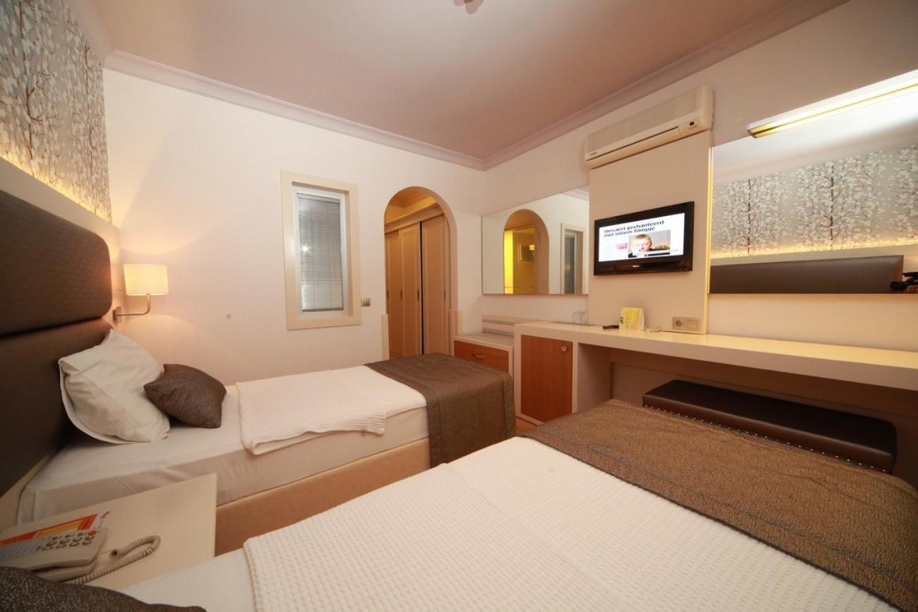 Grand Hotel Faros Marmaris Kültér fotó